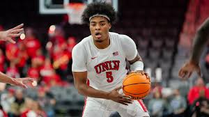 Whaley Jr. commits to Flashes